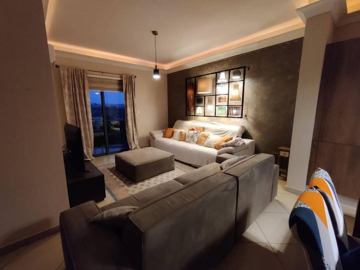Cosy Designer Finished Apartment With Unobstructed Views Сейнт Полс Бей Екстериор снимка